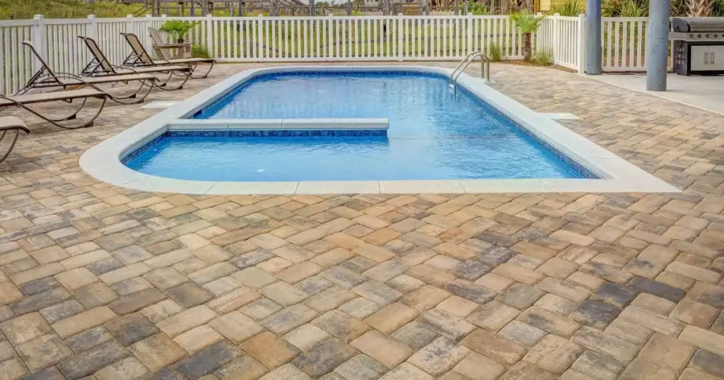 Expert swimming pool installation by top professionals in Knoxville, Tennessee.