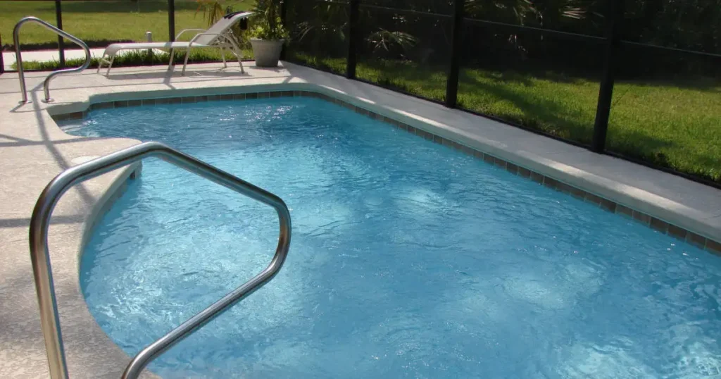 Professional swimming pool installers bringing luxury to Knoxville, Tennessee homes.